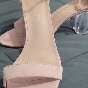 Women's heels